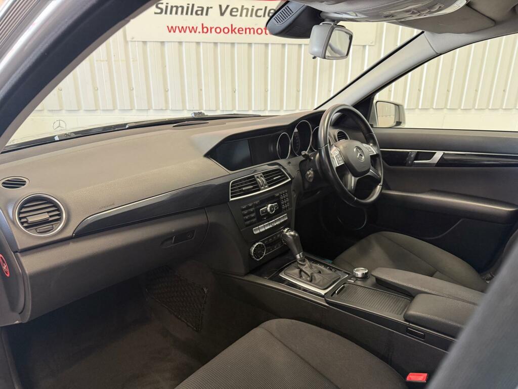 Mercedes-Benz C Class C220 Cdi Blueefficiency Sport 4-Door Black #9