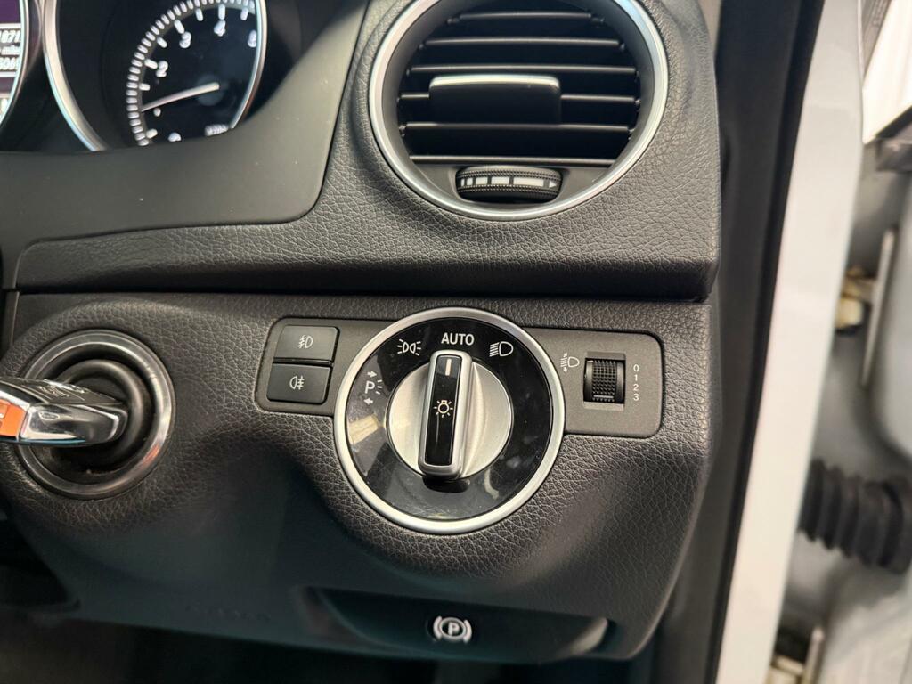 Mercedes-Benz C Class C220 Cdi Blueefficiency Sport 4-Door Black #19