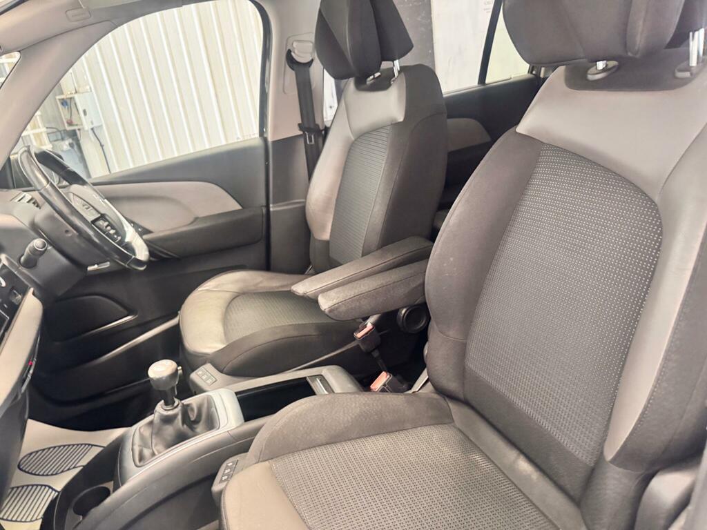 Citroen Grand C4 SpaceTourer E-hdi Airdream Exclusive Grey #18