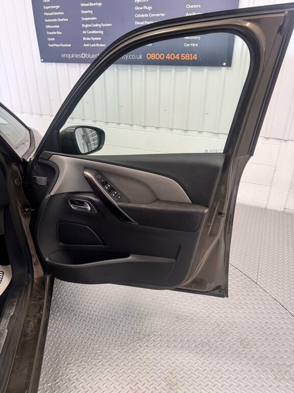 Citroen Grand C4 SpaceTourer E-hdi Airdream Exclusive Grey #14