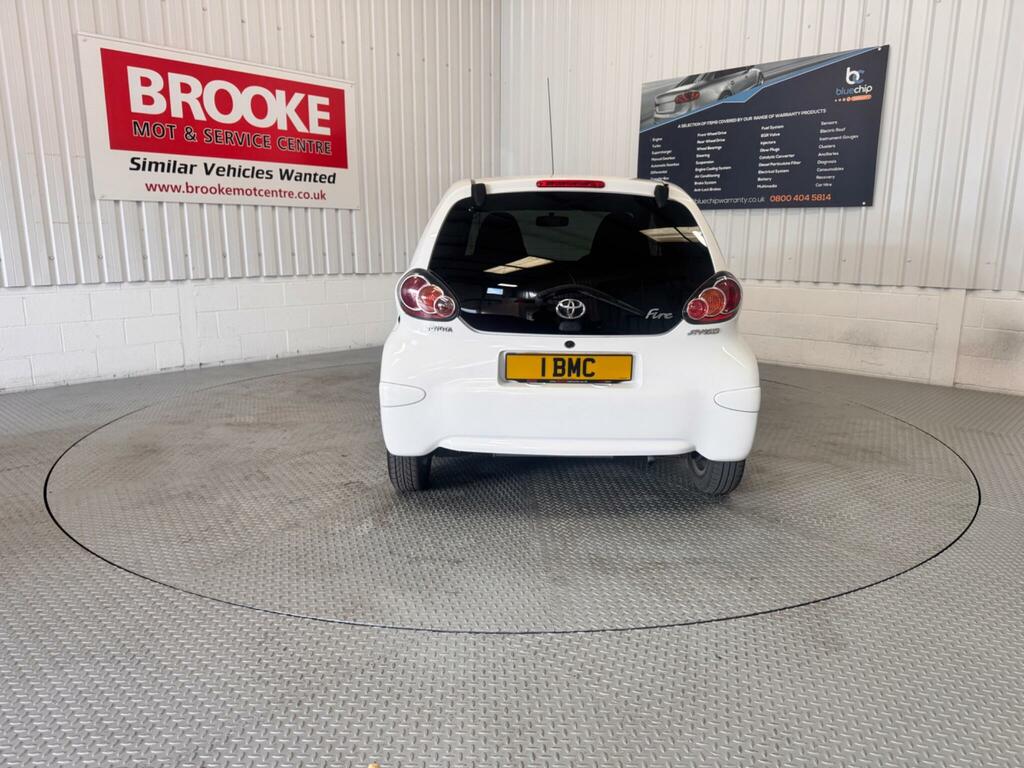 Toyota Aygo 1.0 Vvt-i Fire Euro 5 White #6