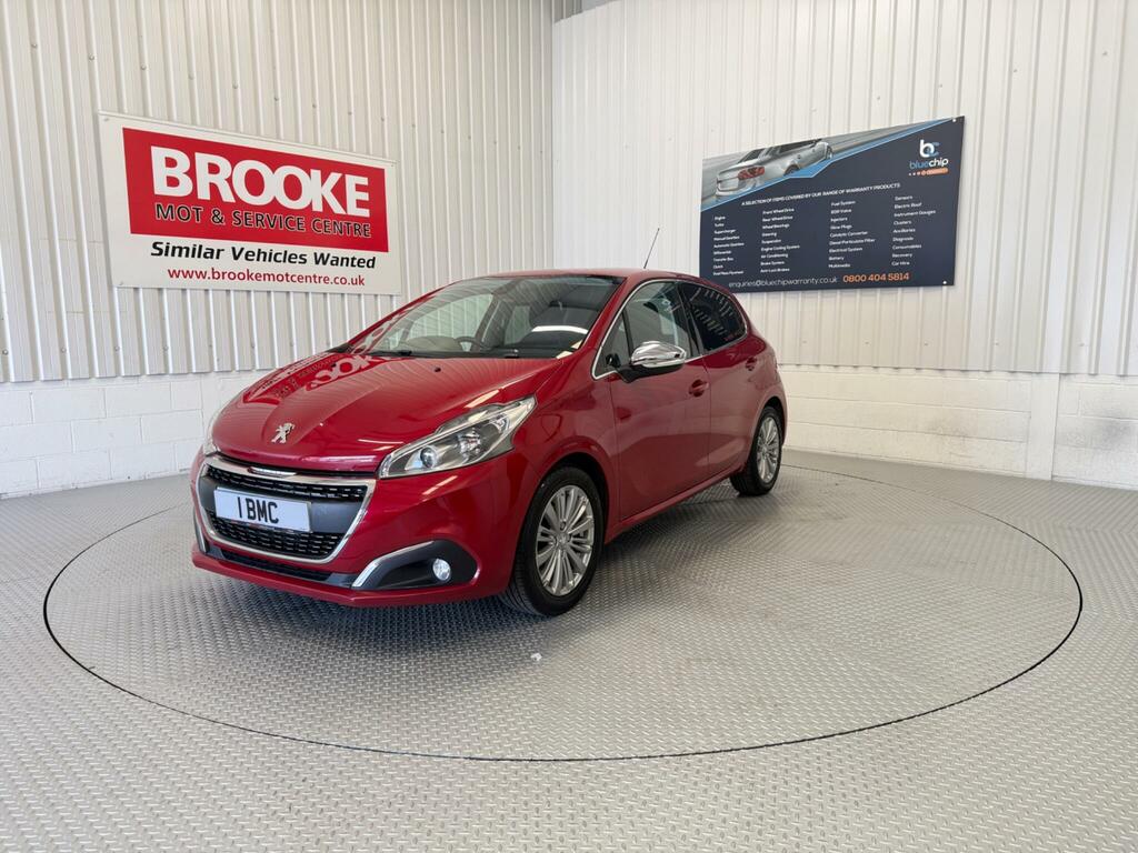 Peugeot 208 1.2 Puretech Allure Euro 6 Ss Red #2