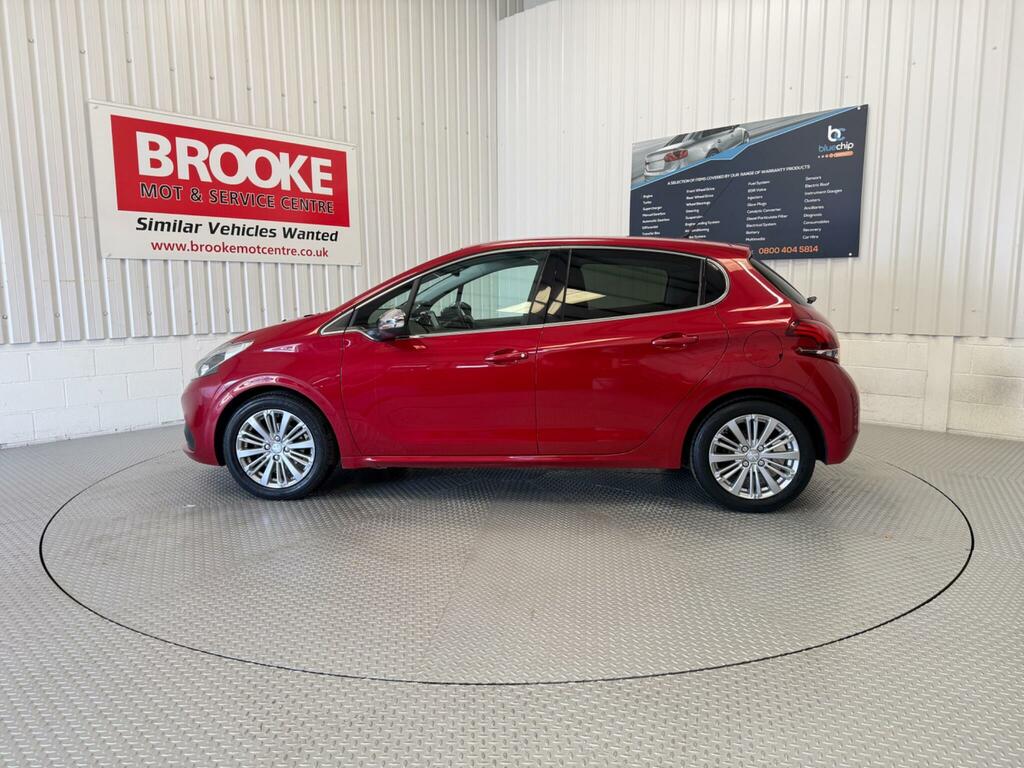 Peugeot 208 1.6 Bluehdi Gt Line Hatchback Eu Blue #10