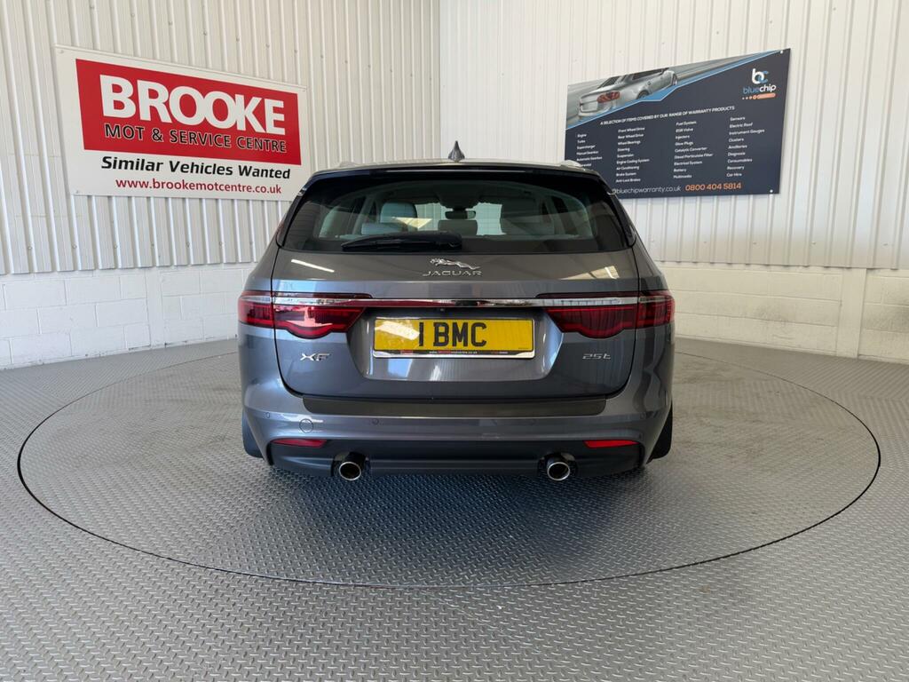 Jaguar XF 2.0I Portfolio Sportbrake Euro 6 Ss Grey #4