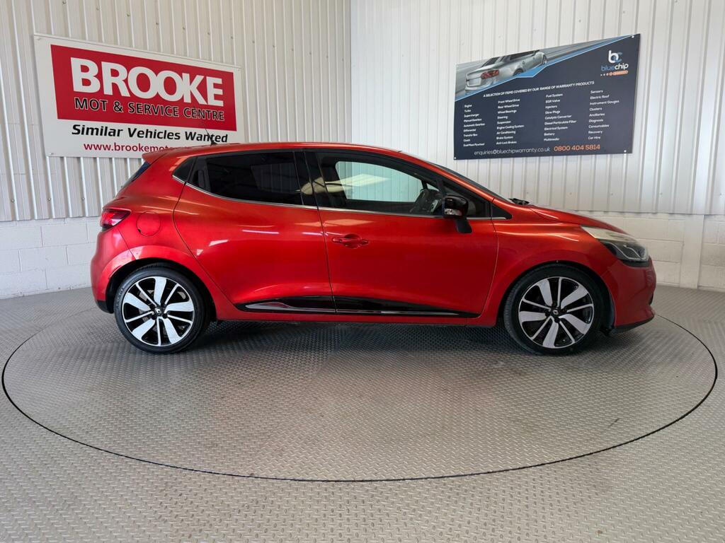 Renault Clio 1.5 Dci Dynamique S Nav Euro 6 AP65ECT Red #2