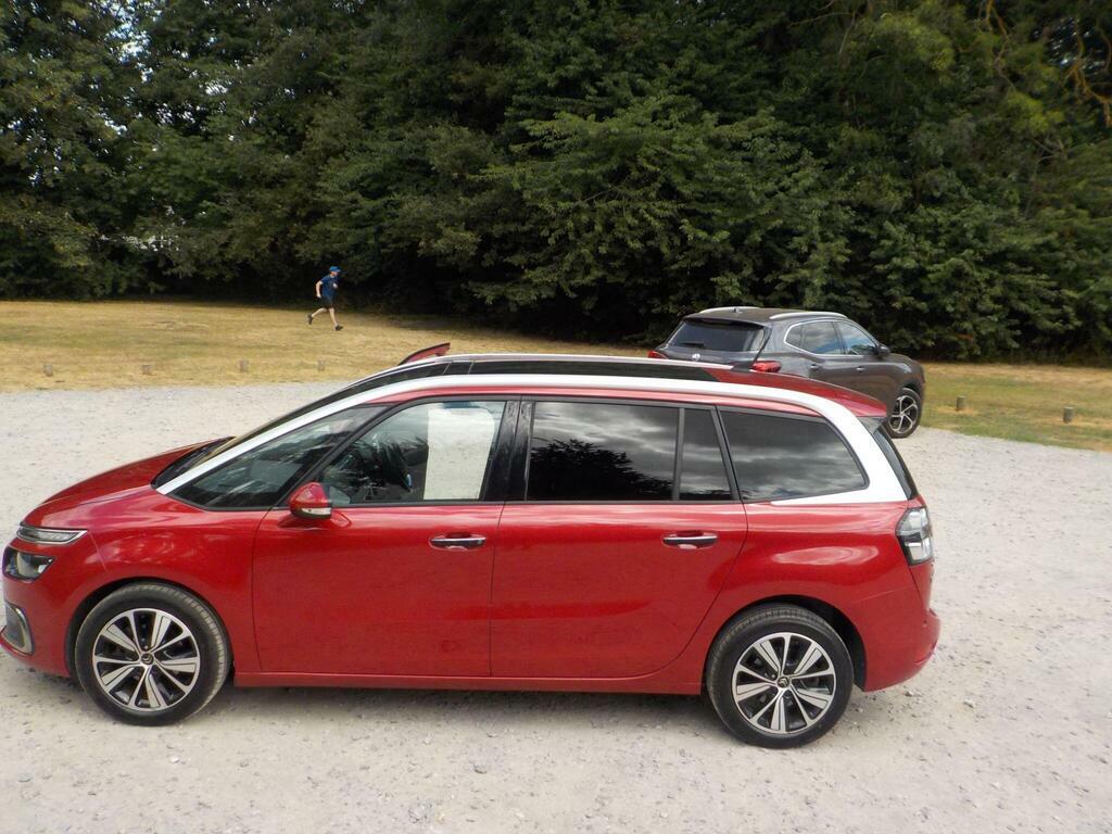 Citroen Grand C4 Picasso 1.6 Bluehdi Flair Eat6 Euro 6 S S EY17OVT Red #2