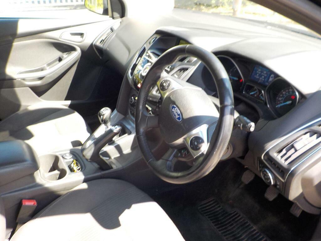 Ford Focus 2.0 Tdci Titanium Euro 5 Black #4