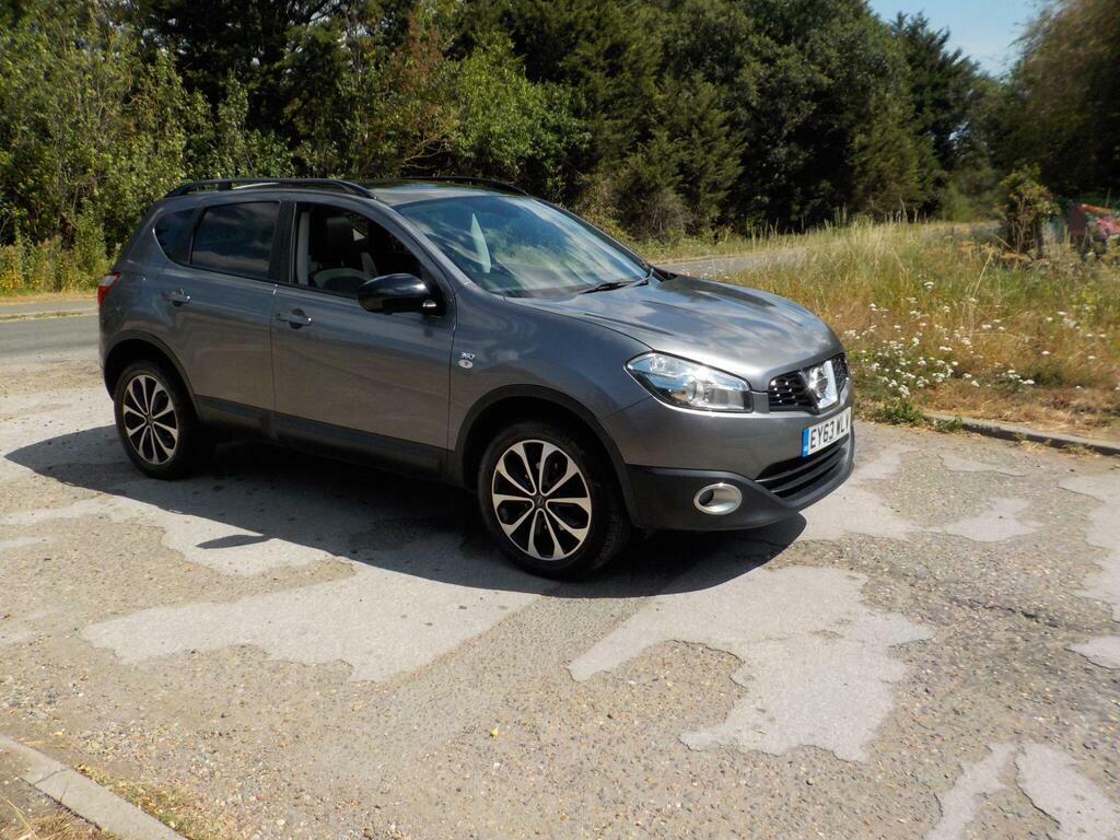 Nissan Qashqai Dci 360 Is 5-Door Grey #3