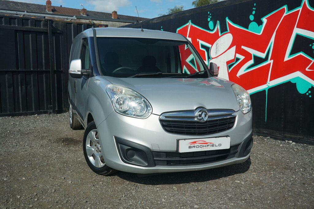 Vauxhall Combo 1.6L 1.6 Cdti 2300 16V Sportive Fwd L2 H1 Ss  #8