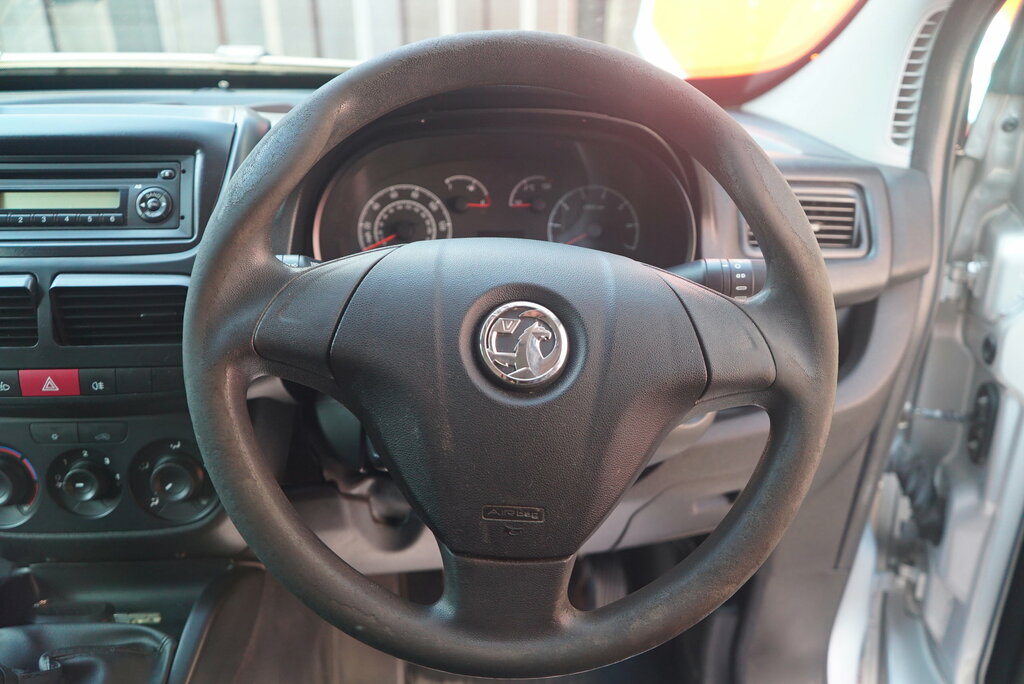 Vauxhall Combo 1.6L 1.6 Cdti 2300 16V Sportive Fwd L2 H1 Ss  #58