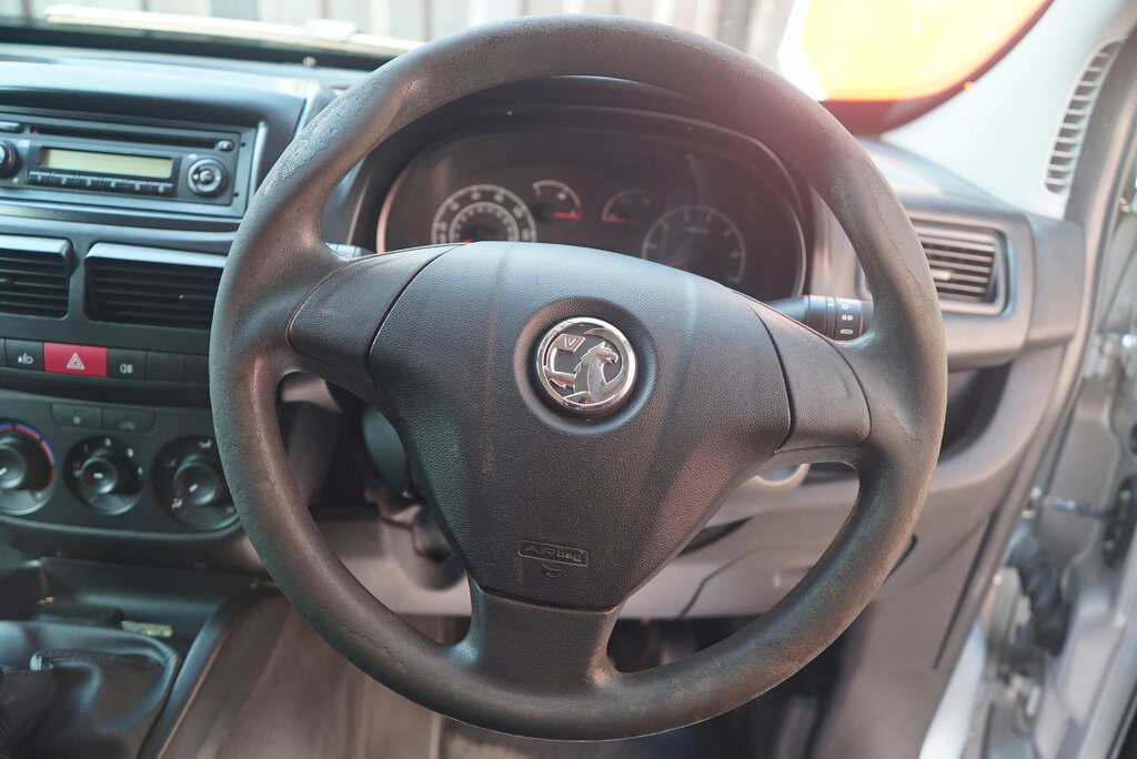 Vauxhall Combo 1.6L 1.6 Cdti 2300 16V Sportive Fwd L2 H1 Ss  #57