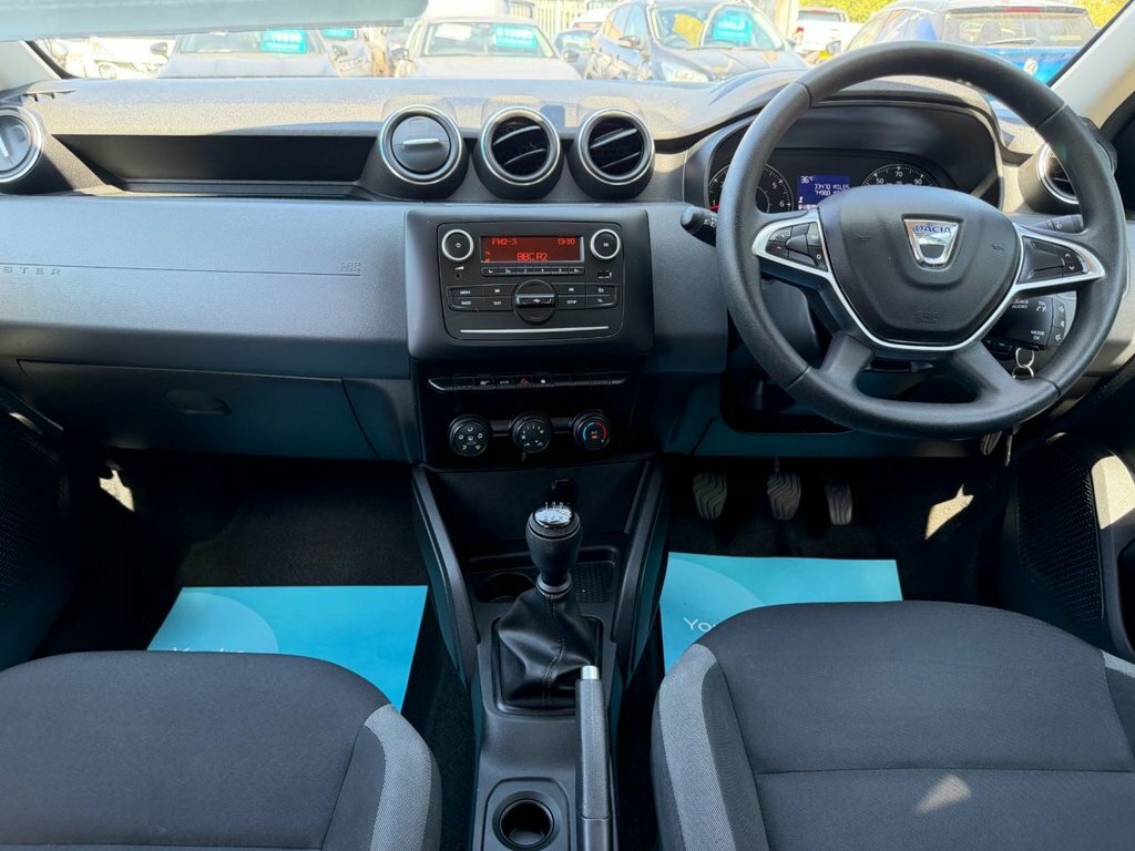 Dacia Duster 1.6L Essential Grey #2