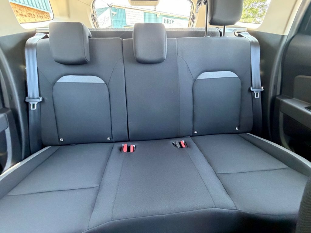 Dacia Duster 1.6L Essential Grey #5