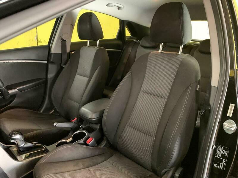 Hyundai I30 1.6 Crdi Blue Drive Active Euro 5 Ss Grey #13