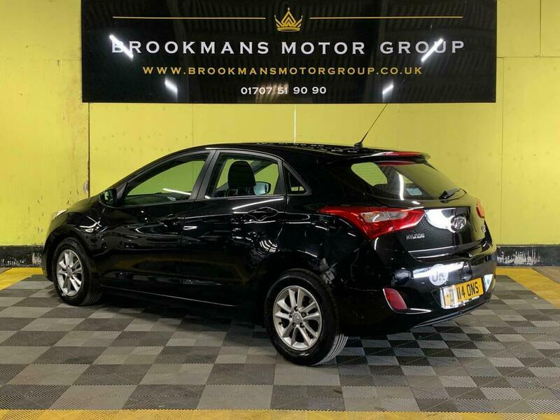 Hyundai I30 1.6 Crdi Active Black #6