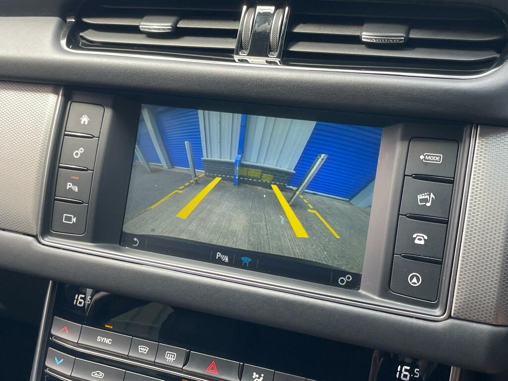 Jaguar XF 2.0D 180 R-sport Blue #34