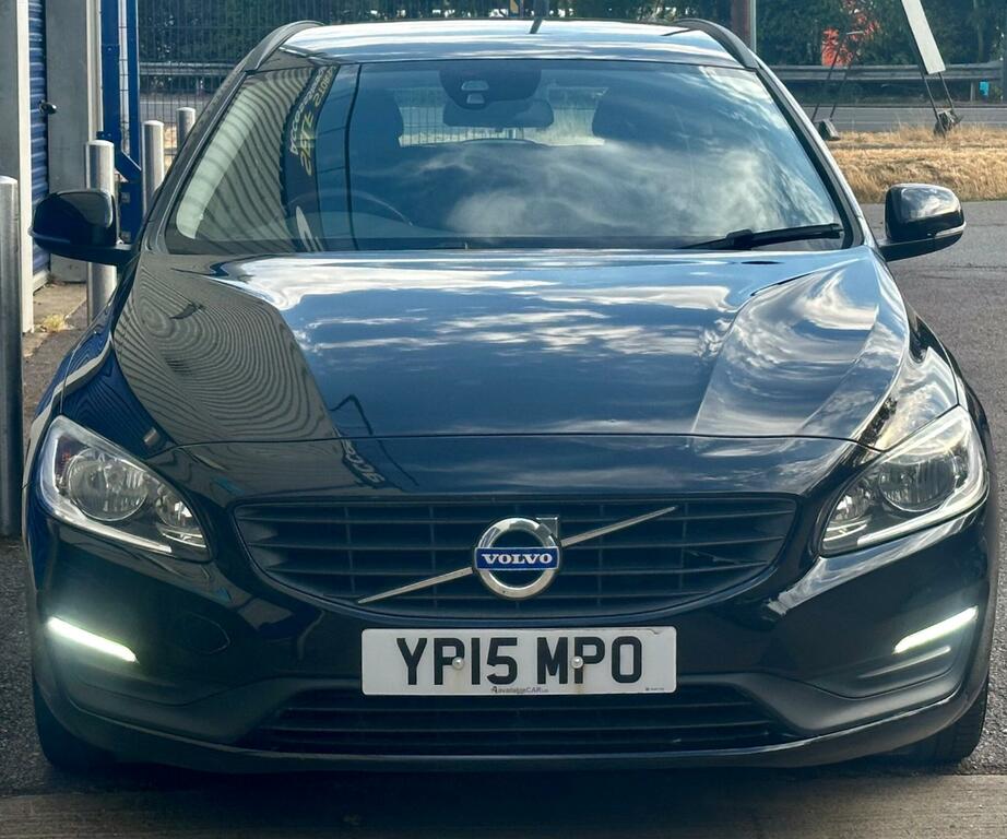 Volvo V60 Volvo Sportswagon D4 181 R Design Lux Red #8