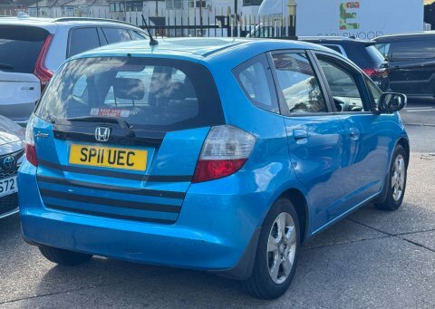 Honda Jazz 1.4 I-vtec Es SP11UEC Blue #4