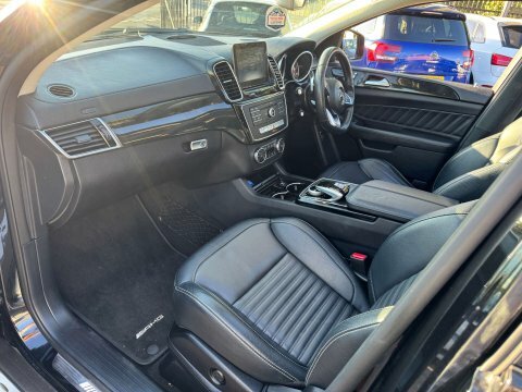 Mercedes-Benz GLE Coupe 3.0 Gle43 V6 Black #2