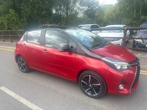 Toyota Yaris 1.33 Dual Vvt-i Red