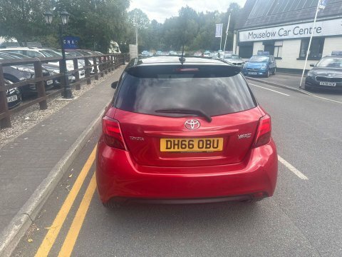 Toyota Yaris 1.33 Dual Vvt-i Red #5