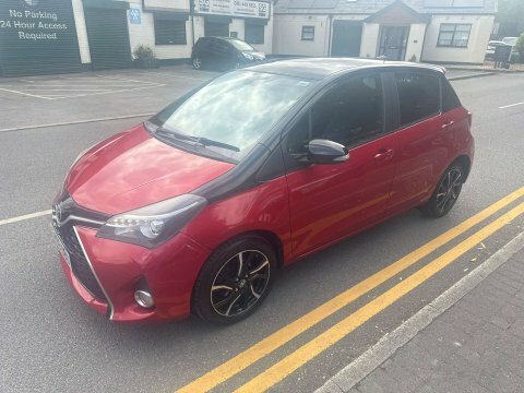 Toyota Yaris 1.33 Dual Vvt-i Red #4