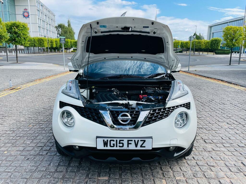 Nissan Juke 2015 Nissan Jukenbsp1.6 Tekna Xtron Euro 6 Au White #45