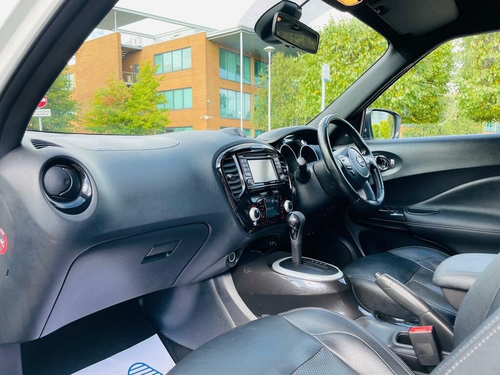 Nissan Juke 2015 Nissan Jukenbsp1.6 Tekna Xtron Euro 6 Au White #19