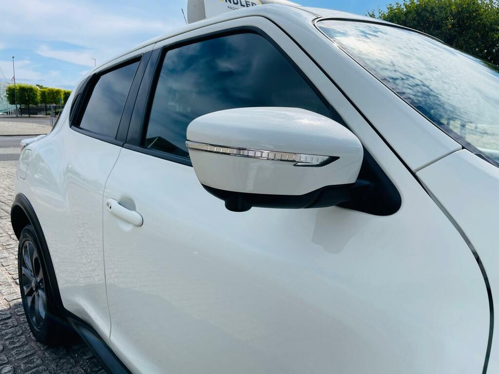 Nissan Juke 2015 Nissan Jukenbsp1.6 Tekna Xtron Euro 6 Au White #39