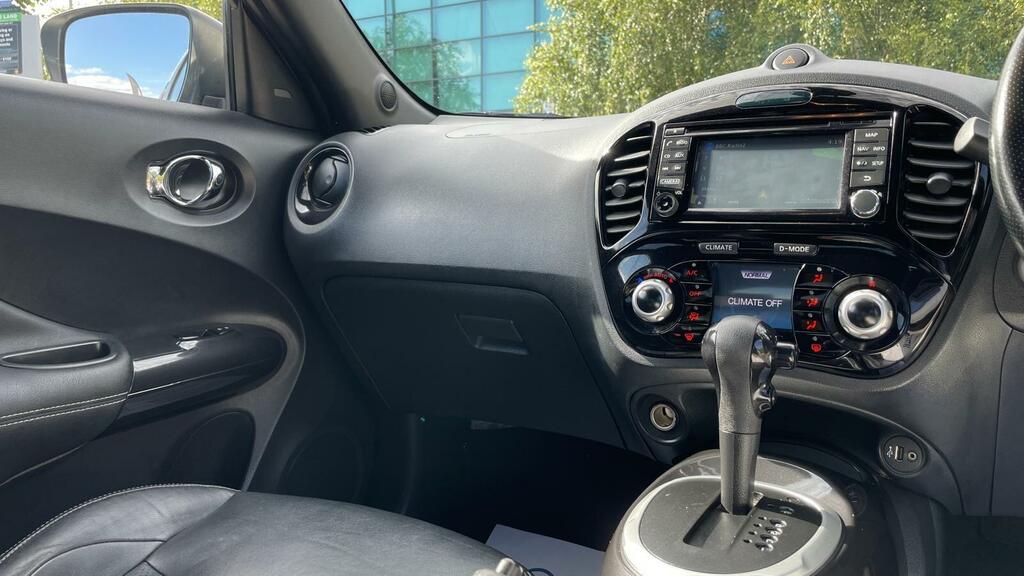 Nissan Juke 2015 Nissan Jukenbsp1.6 Tekna Xtron Euro 6 Au White #27