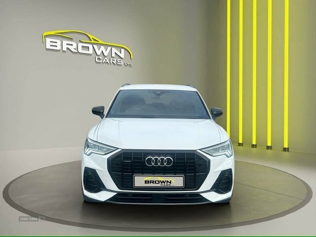 Audi Q3 2.0 Tdi 40 Edition White #2