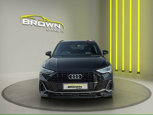 Audi Q3 2.0 Tdi 35 S Black #2