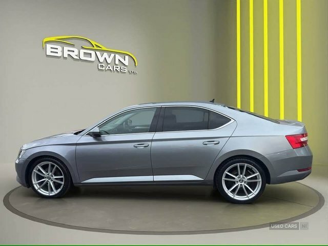 Skoda Superb 1.6 Tdi Se Technology Grey #4