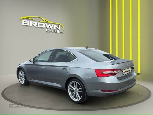 Skoda Superb 1.6 Tdi Se Technology Grey #5