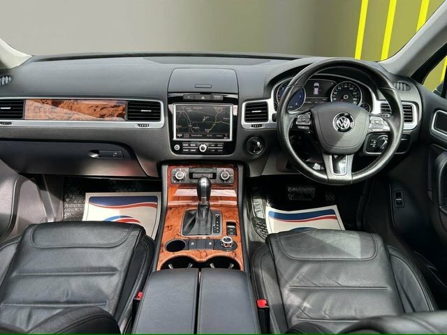 Volkswagen Touareg 3.0 V6 Tdi 245 Se Tip Grey #10