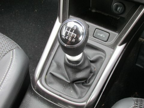 Suzuki SX4 S Cross Ultra Hev White #23