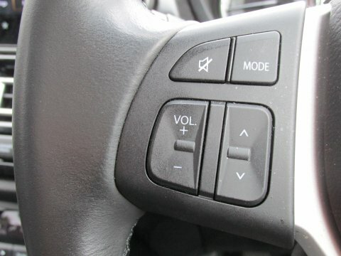 Suzuki SX4 S Cross Ultra Hev White #25