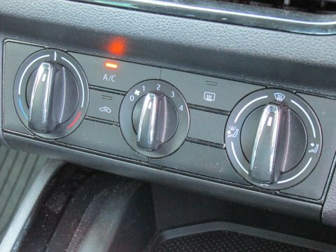 Skoda Kamiq 2020 69 1.5 #24