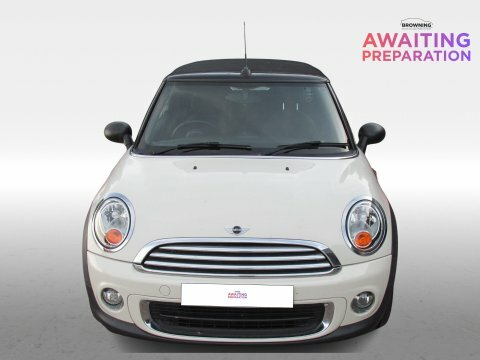 Mini Convertible One White #2