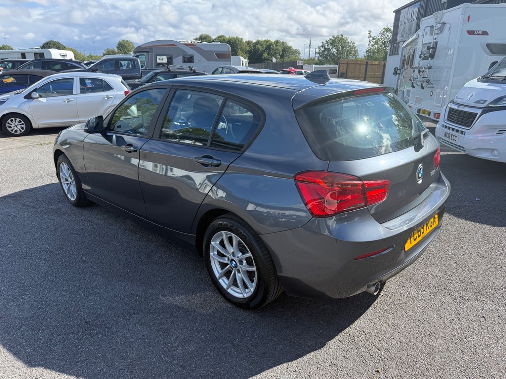 BMW 1 Series 116D Se Business Navservotronic Grey #5
