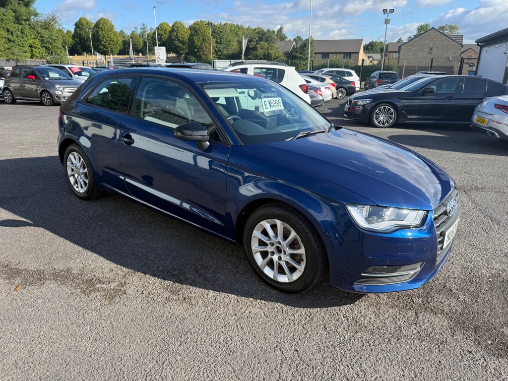 Audi A3 1.4 Tfsi 140 Se Blue #3
