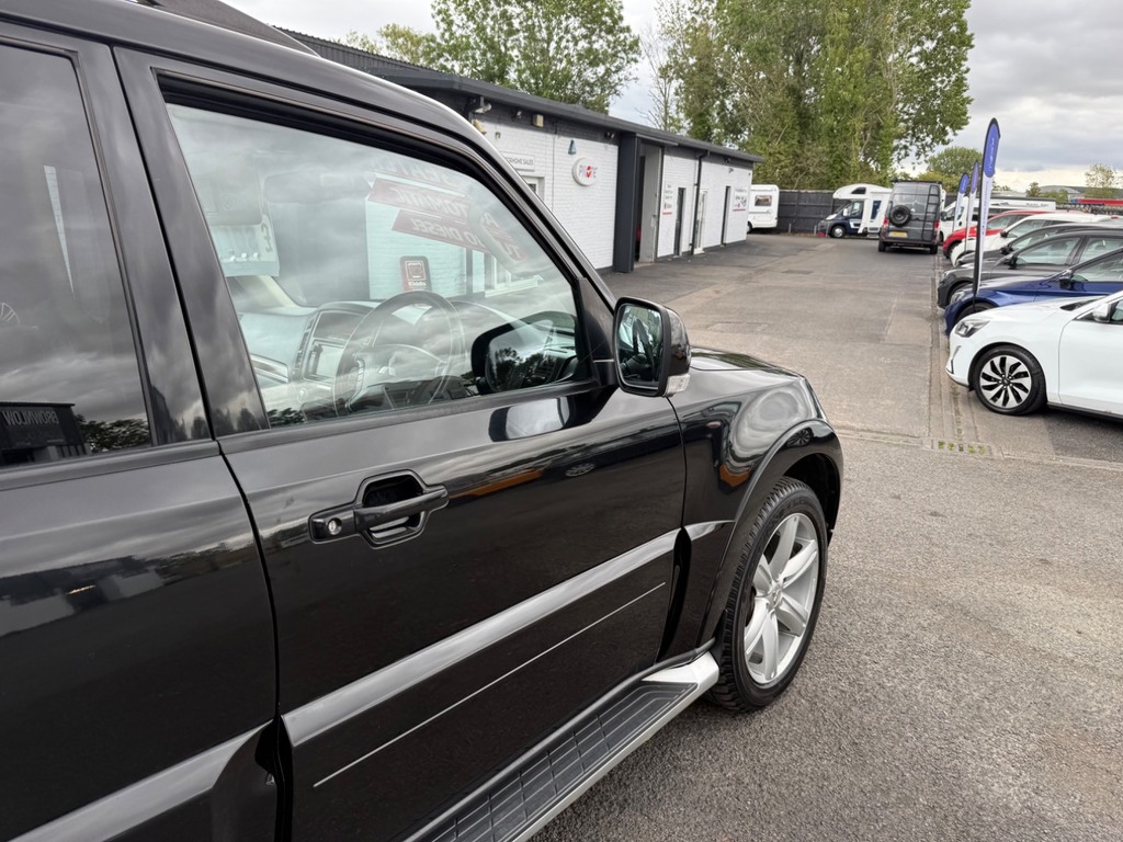 Mitsubishi Shogun 4X4 3.2 Di-dc Sg4 4Wd Euro 5 Lwb 201313 White #12