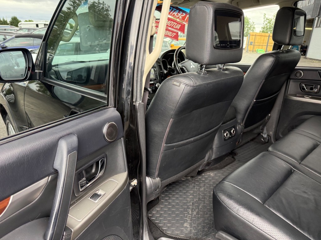 Mitsubishi Shogun 4X4 3.2 Di-dc Sg4 4Wd Euro 5 Lwb 201313 White #38