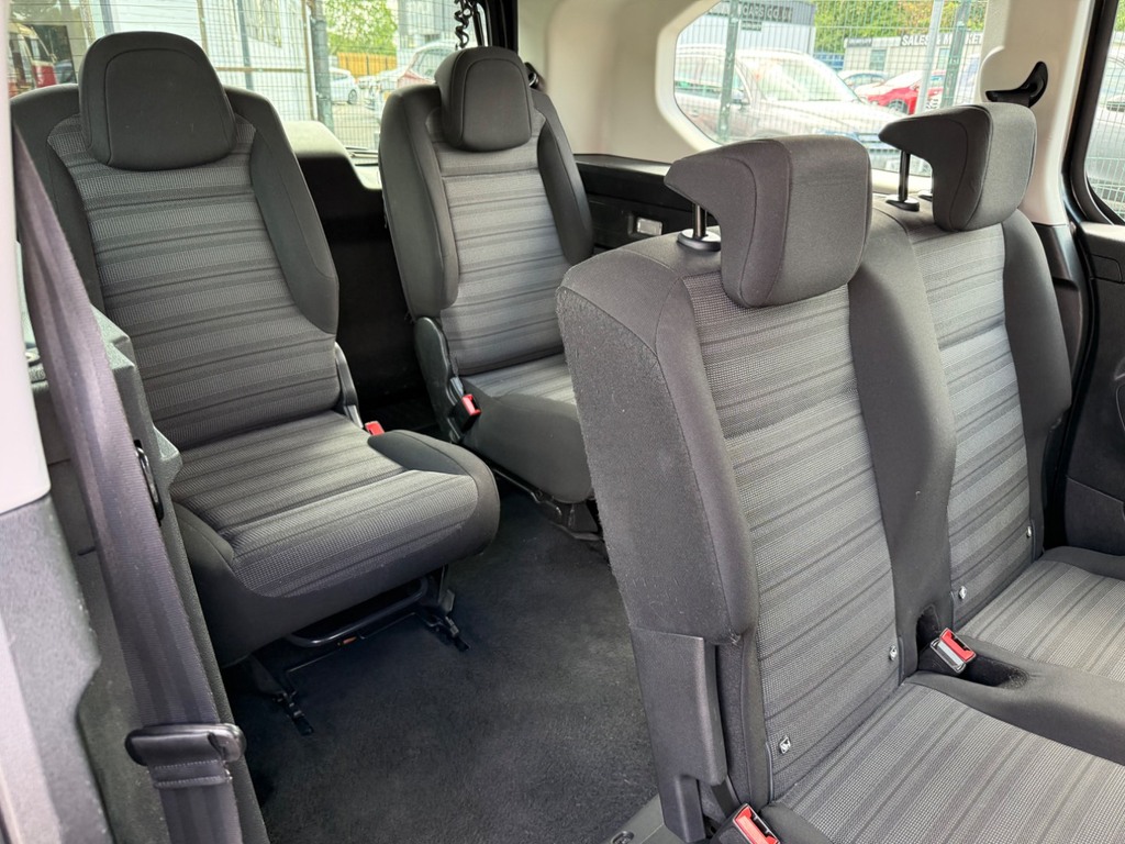 Vauxhall Combo Life 1.5 Turbo D Se XL 7 Seat Estate Black #34
