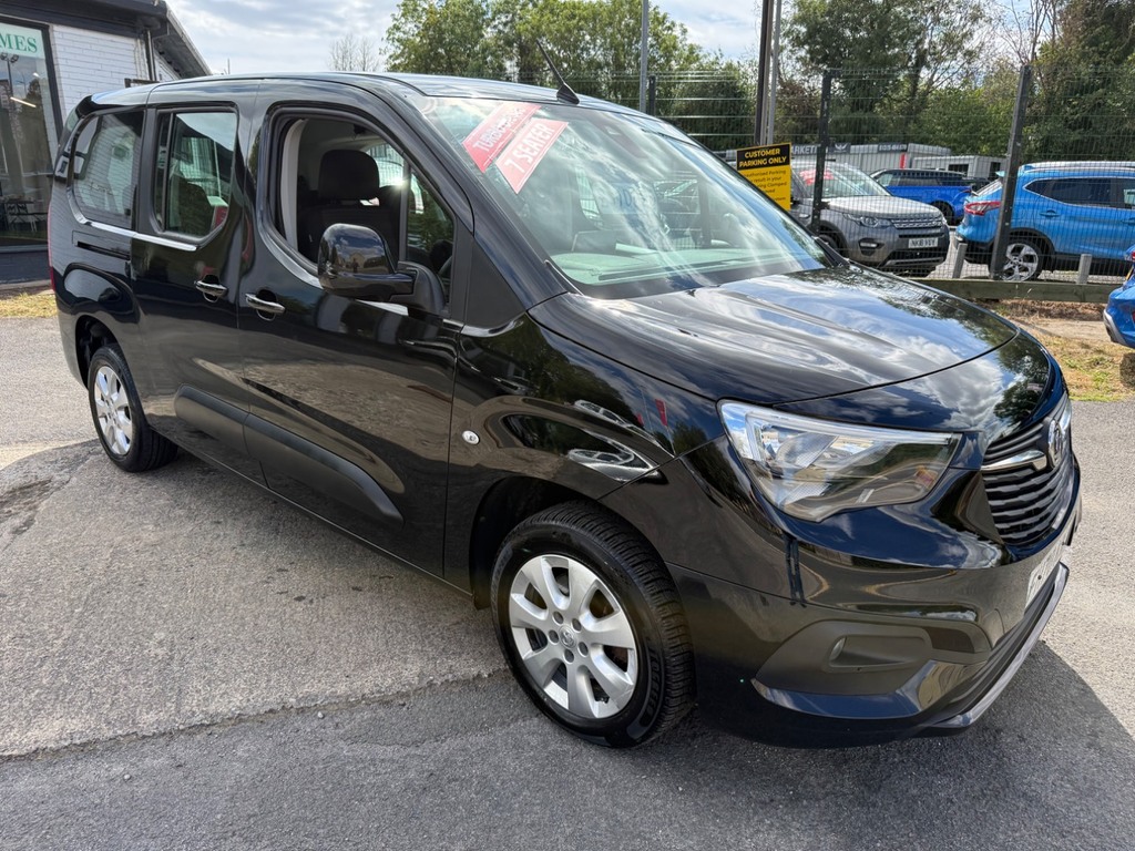 Vauxhall Combo Life 1.5 Turbo D Se XL 7 Seat Black #3