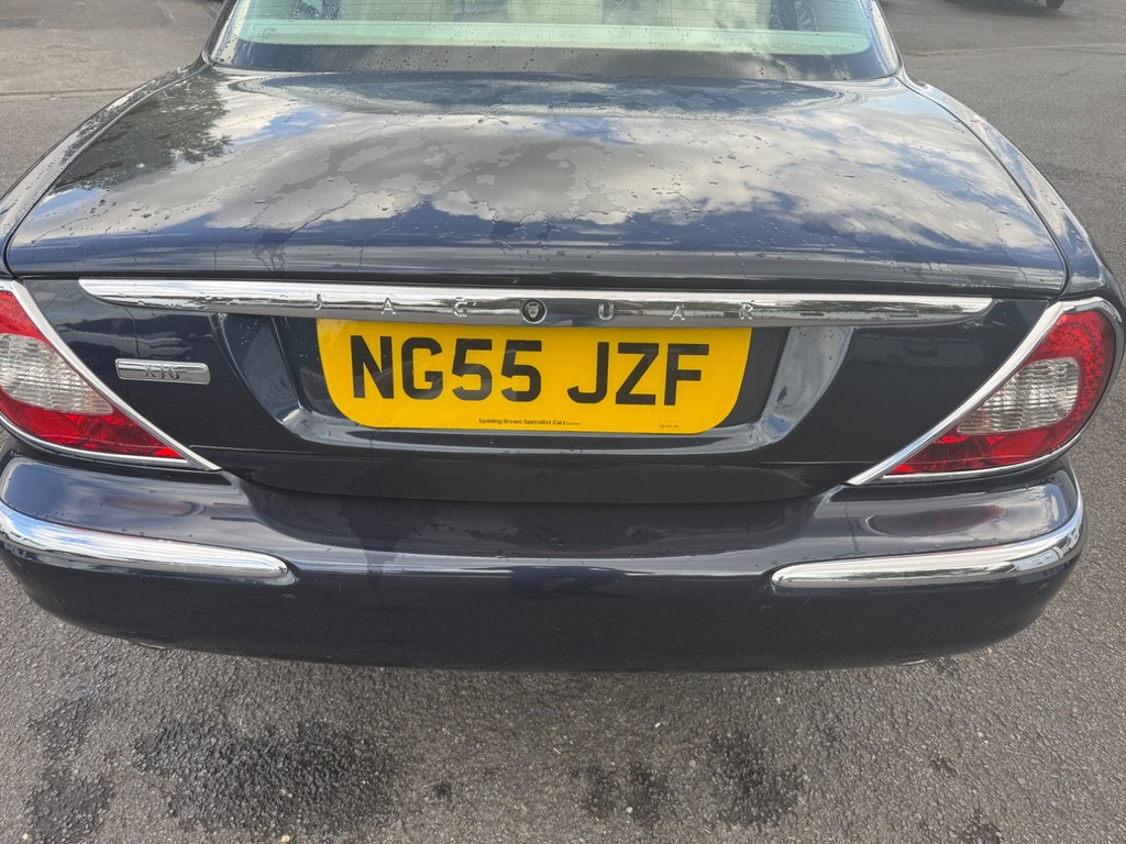 Jaguar XJ Vehicle Details Price - 5995 Make Jaguar Model Black #16