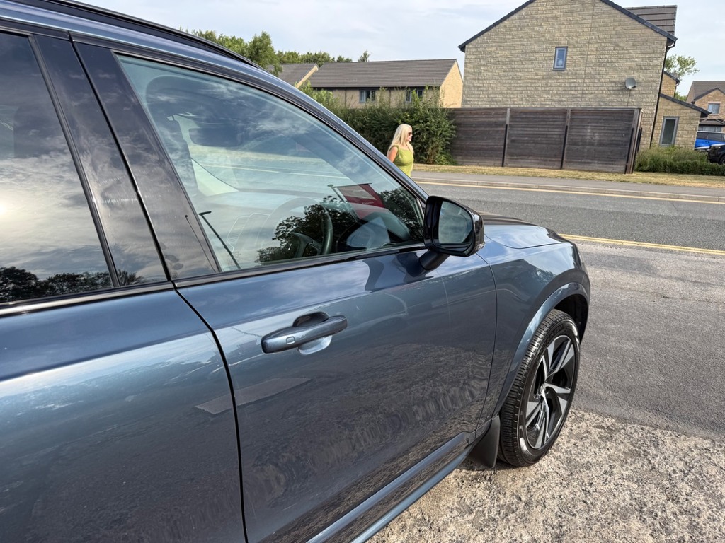 Volvo XC90 Recharge Ultimate, T8 Awd Plug-in Hybrid, Black #7