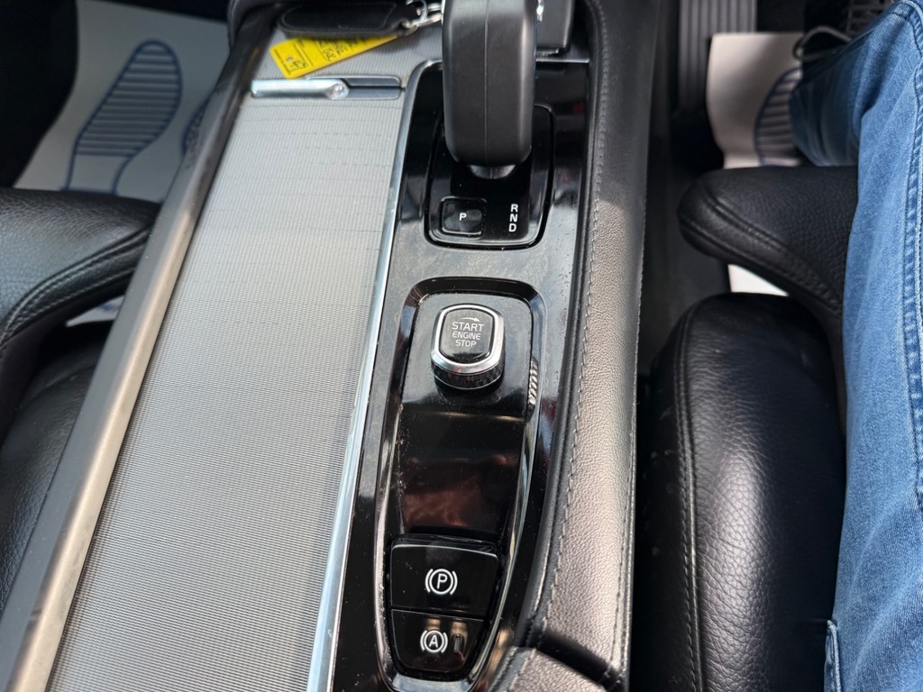 Volvo XC90 Recharge Ultimate, T8 Awd Plug-in Hybrid, Black #39