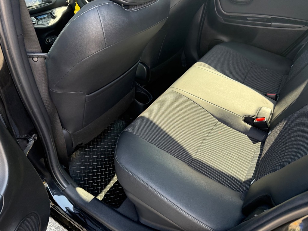 Toyota Yaris 1.5 Hybrid Icon Cvt Blue #35