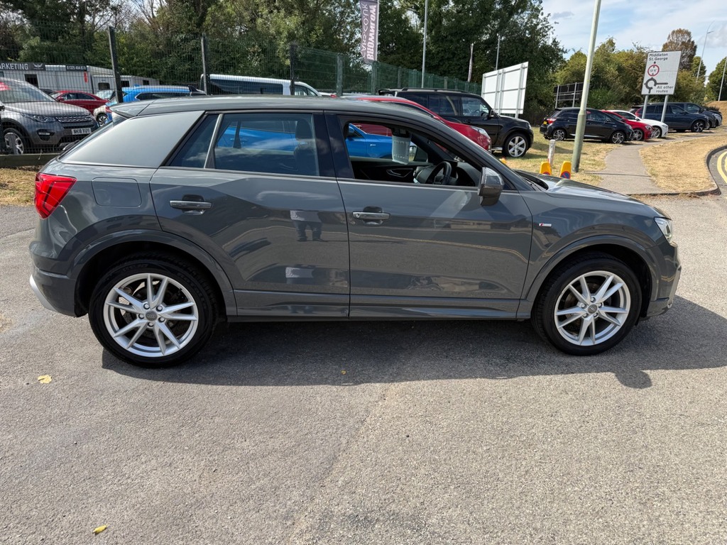 Audi Q2 35 Tfsi S Line Grey #6